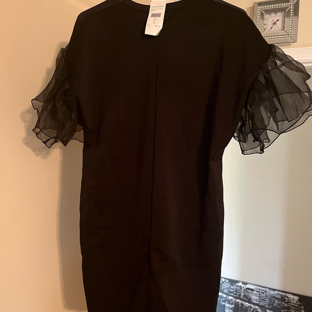 Women. Short dress size size L